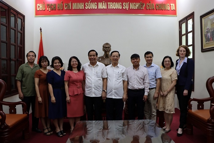 Hội NCT Việt Nam làm việc với Tổng cục Giáo dục nghề nghiệp và một số đối tác nghề nghiệp: Xây dựng chương trình phối hợp hướng nghiệp, dạy nghề và đào tạo việc làm cho NCT